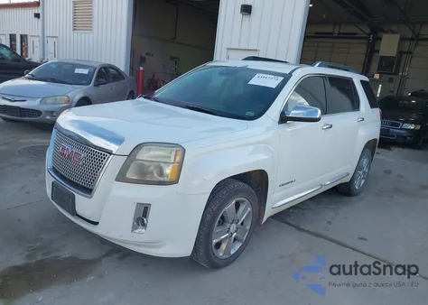 2013 GMC Terrain Denali z USA, uszkodzony, nr VIN 2GKFLZEK8D6161665